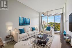 417 - 1940 IRONSTONE DRIVE  Burlington, ON L7L 0E4