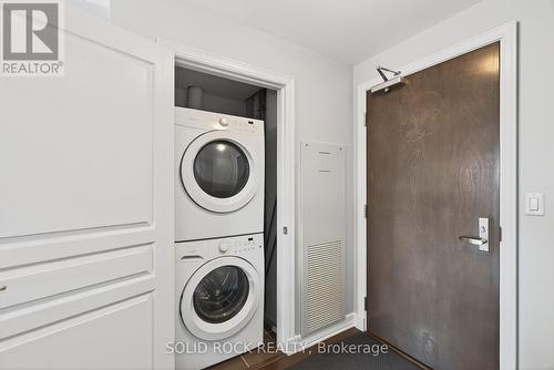 703 - 238 Besserer Street, Ottawa, ON - Indoor Photo Showing Laundry Room