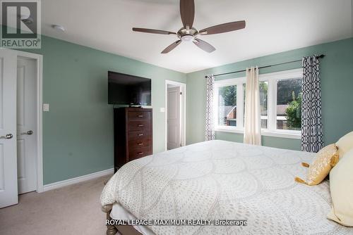 8 - 31 Townline, Orangeville, ON - Indoor Photo Showing Bedroom