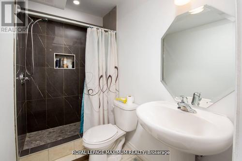 8 - 31 Townline, Orangeville, ON - Indoor Photo Showing Bathroom