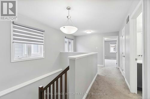 95 Mesa Drive, Ottawa, ON - Indoor Photo Showing Other Room