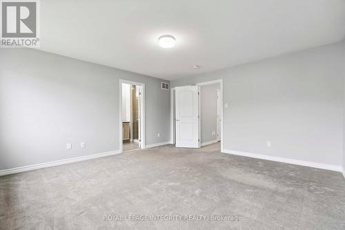 95 Mesa Drive, Ottawa, ON - Indoor Photo Showing Other Room