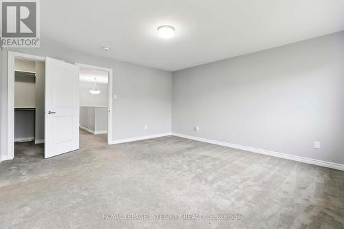 95 Mesa Drive, Ottawa, ON - Indoor Photo Showing Other Room