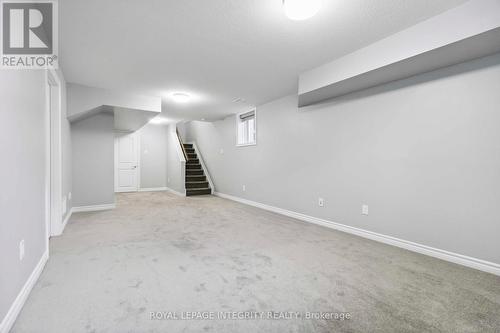 95 Mesa Drive, Ottawa, ON - Indoor Photo Showing Other Room