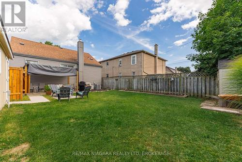 113 Lyons Avenue, Welland (Lincoln/Crowland), ON - Outdoor