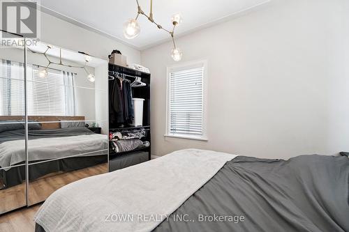 64 Sheaffe Street, Hamilton, ON - Indoor Photo Showing Bedroom