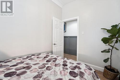 64 Sheaffe Street, Hamilton, ON - Indoor Photo Showing Bedroom