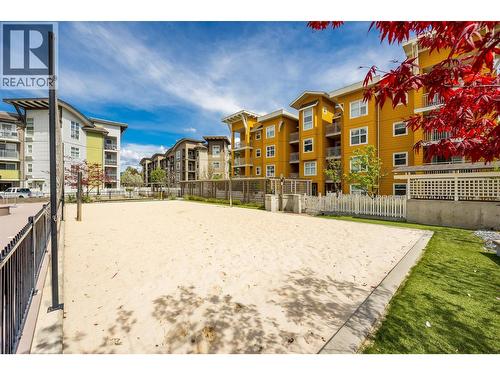 539 Yates Road Unit# 215, Kelowna, BC - Outdoor