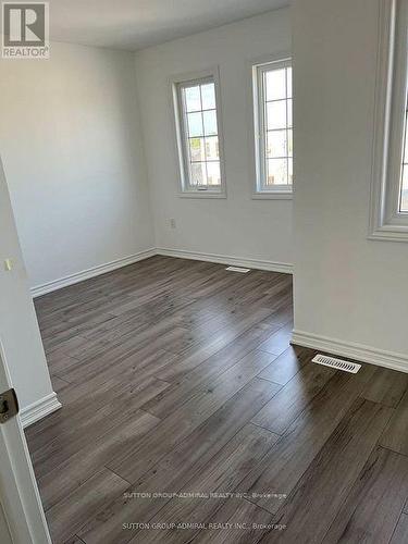 12 Pumpkin Corner Crescent, Barrie, ON - Indoor Photo Showing Other Room