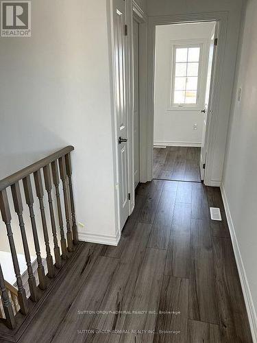 12 Pumpkin Corner Crescent, Barrie, ON - Indoor Photo Showing Other Room