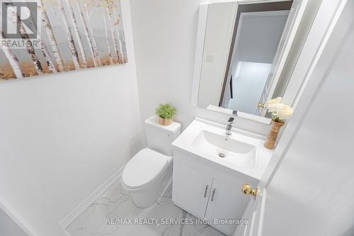 5935 Churchill Meadows Boulevard, Mississauga, ON - Indoor Photo Showing Bathroom