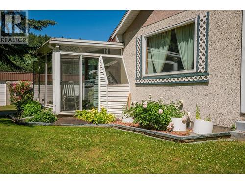 2645 Shoreacres Road, Castlegar, BC - Outdoor