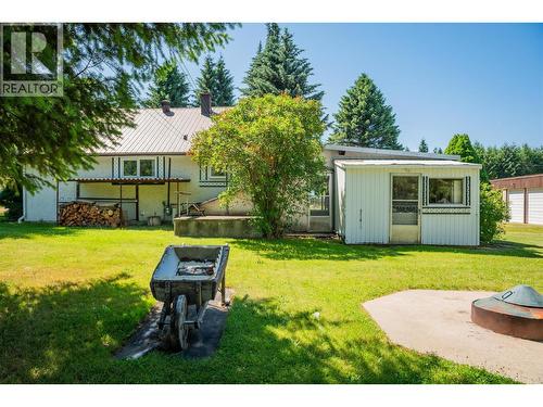 2645 Shoreacres Road, Castlegar, BC - Outdoor
