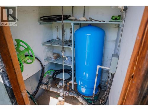 2645 Shoreacres Road, Castlegar, BC - Indoor Photo Showing Other Room