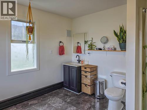 3883 3Rd Avenue, Smithers, BC 