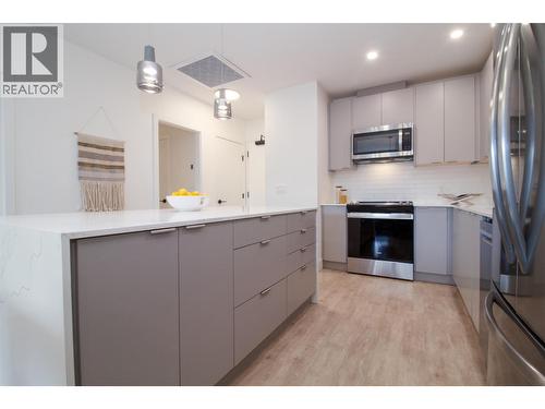 1701 Coursier Avenue Unit# 4403, Revelstoke, BC - Indoor Photo Showing Kitchen With Upgraded Kitchen