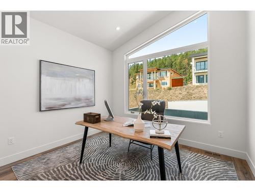 Bedroom #2 - First Floor - 901 Melrose Street, Kelowna, BC - Indoor