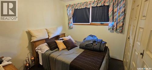 1101 Division Street, Vanguard, SK - Indoor Photo Showing Bedroom