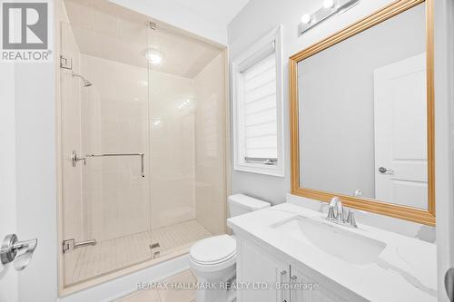41 Glen Abbey Trail, Vaughan, ON - Indoor Photo Showing Bathroom