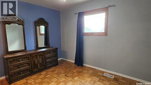 116 2Nd Avenue, Meacham, SK - Indoor Photo Showing Other Room