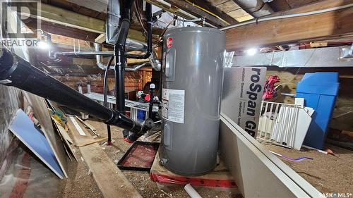 116 2Nd Avenue, Meacham, SK - Indoor Photo Showing Basement