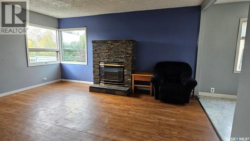116 2Nd Avenue, Meacham, SK - Indoor With Fireplace