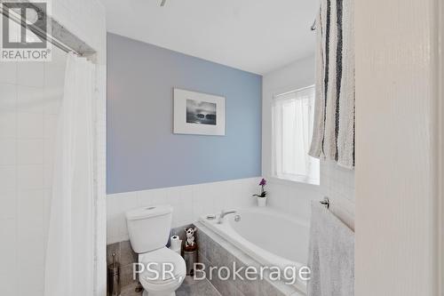 960 Fielder Drive, Mississauga, ON - Indoor Photo Showing Bathroom