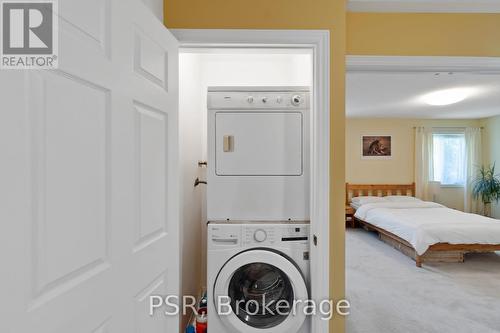 960 Fielder Drive, Mississauga, ON - Indoor Photo Showing Laundry Room