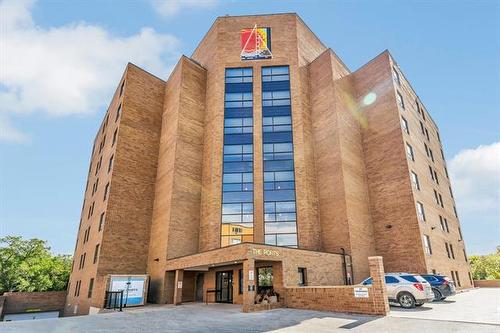 501-1660 Pembina HWY  Winnipeg, MB R3T 2G2