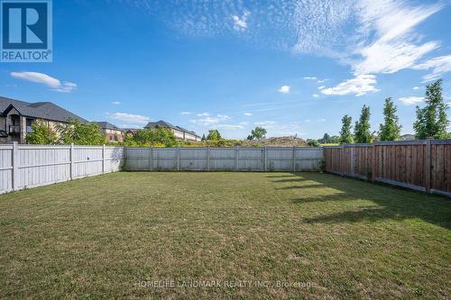 8 Dougherty Court, Hamilton, ON - Outdoor With Backyard