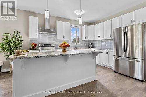 20 Seabert Drive, Arnprior, ON - Indoor Photo Showing Kitchen With Upgraded Kitchen