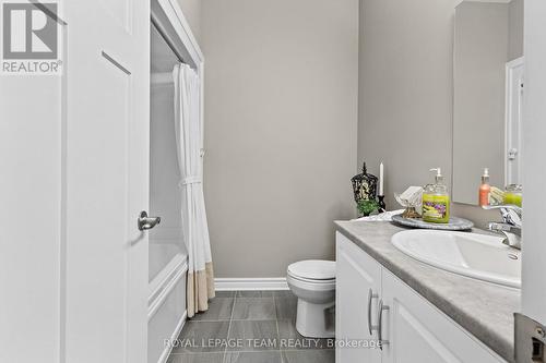 20 Seabert Drive, Arnprior, ON - Indoor Photo Showing Bathroom