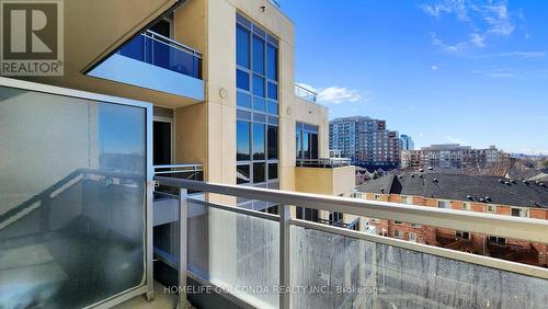 Se 501 - 9199 Yonge Street, Richmond Hill, ON - Outdoor With Balcony