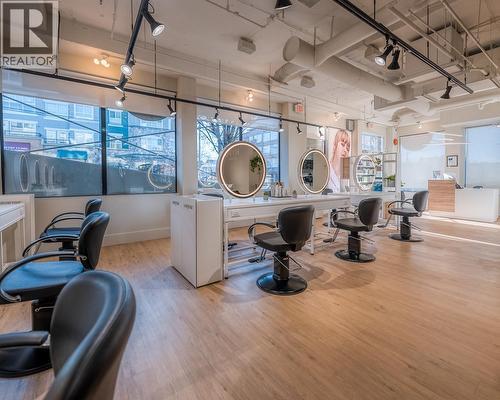 2695 4Th Avenue, Vancouver, BC 