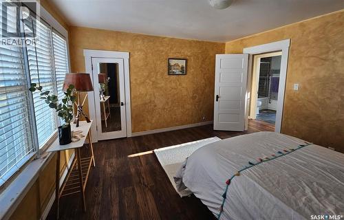 608 Walsh Avenue, Oxbow, SK - Indoor Photo Showing Bedroom