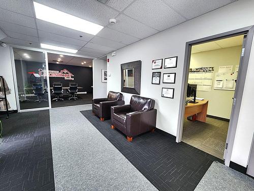 Intérieur - 2300A Ch. St-François, Dorval, QC 