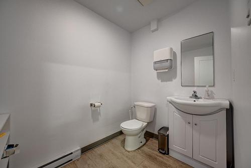Powder room - 3055 Rue Tebbutt, Trois-Rivières, QC - Indoor Photo Showing Bathroom