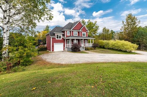 739 Rue des Grands-Pins  Mont-Tremblant, QC J8E 0B2