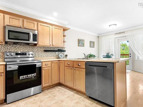 22 Brigadier Court, Halifax, NS 