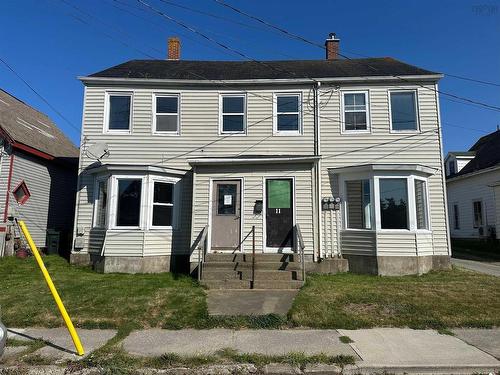 11 Kirk Street  Yarmouth, NS B5A 1S6