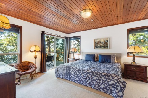 4 Pirates Lane, Protection Island, BC 