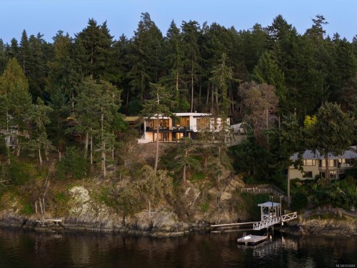 418 Lands End Rd, North Saanich, BC 