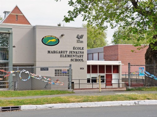 355 Richmond Ave, Victoria, BC - 