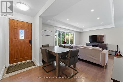 1314 Fisher Avenue, Burlington, ON - Indoor