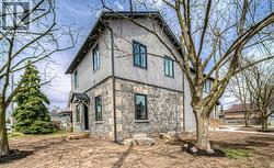 1 BOND Street  Cambridge, ON N1R 4B2