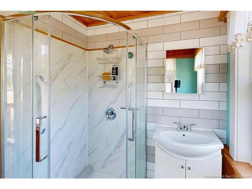 8 Centennial Dr, Minto, NB 