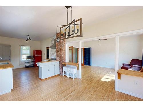 8 Centennial Dr, Minto, NB 