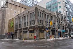 109 BANK STREET  Ottawa, ON K1P 5N5