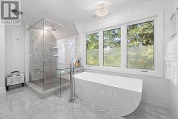 Primary Bedroom/Ensuite - 