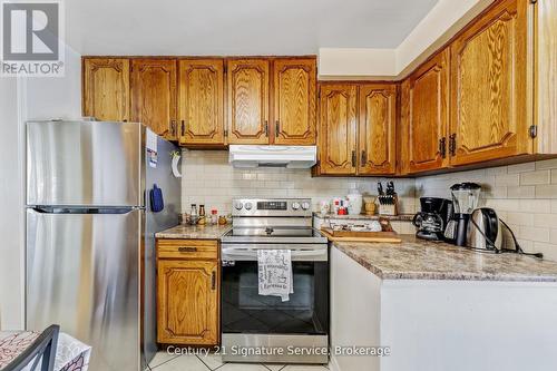 8026 Mayfield Road, Caledon, ON - Indoor Photo Showing Kitchen